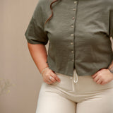 Vestia Short Sleeve Button Down Tee in Olive